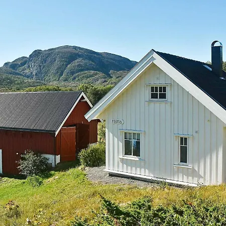 Holiday home Grendaveien Oksvoll